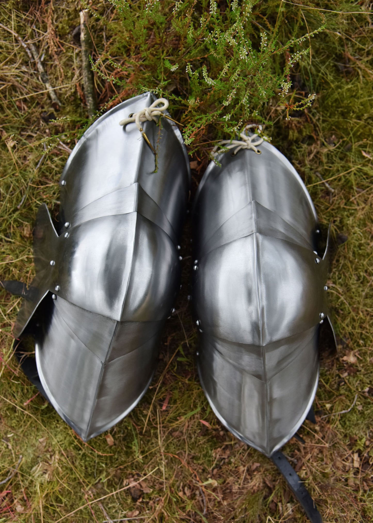 Poleyns, 15th C., 1.6 mm Steel, Pair