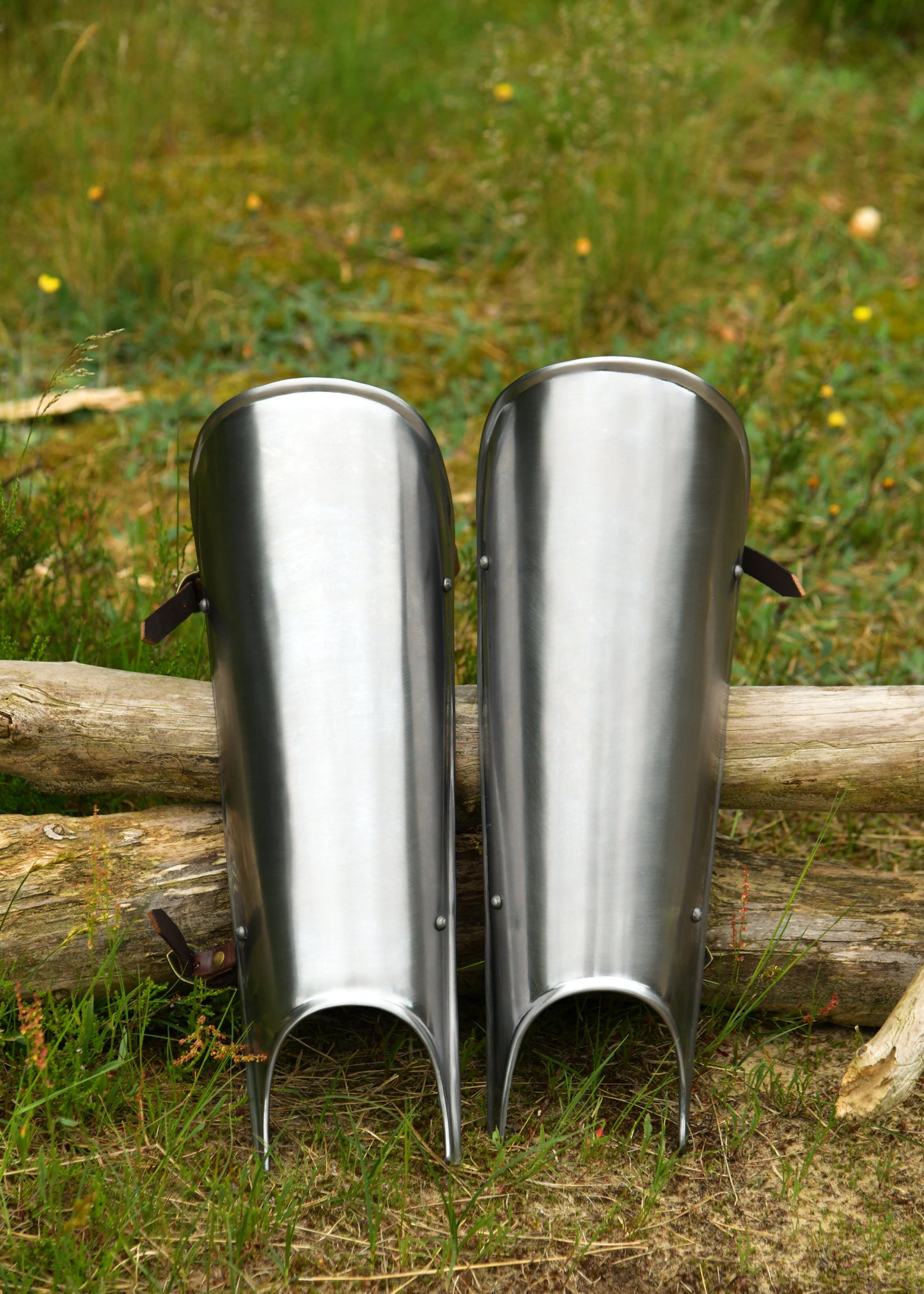 Greaves, shin protection (pair), 2mm steel