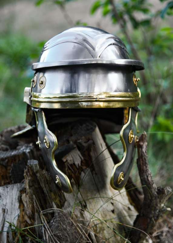 Roman Trooper helmet, steel, with soft cap