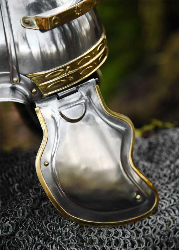 Imperial Italic 'G' (Hebron), steel and brass