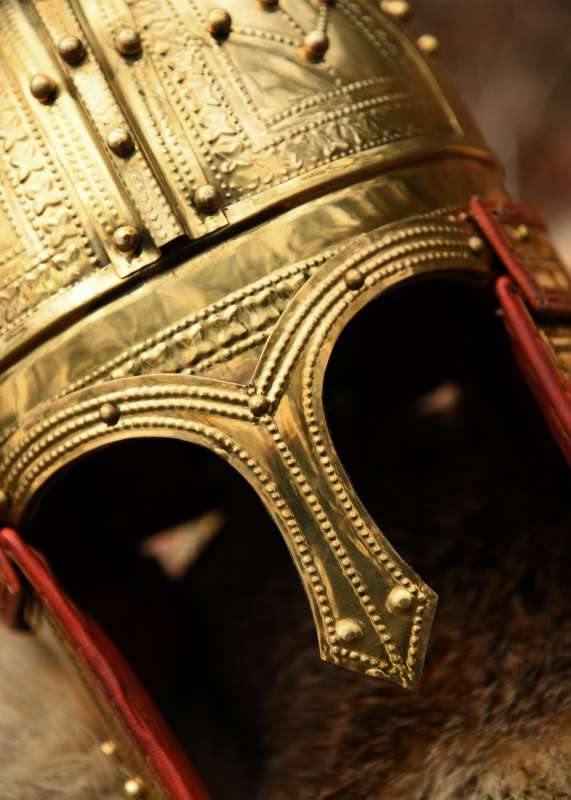 Deurne helmet, 4th century