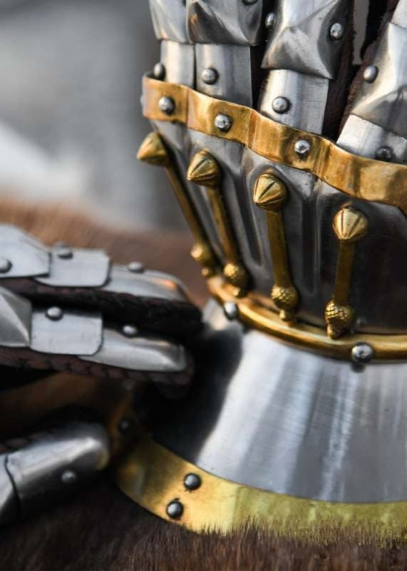 Hourglass Gauntlets, Milan ca. 1370, approx. 1.6 mm Steel